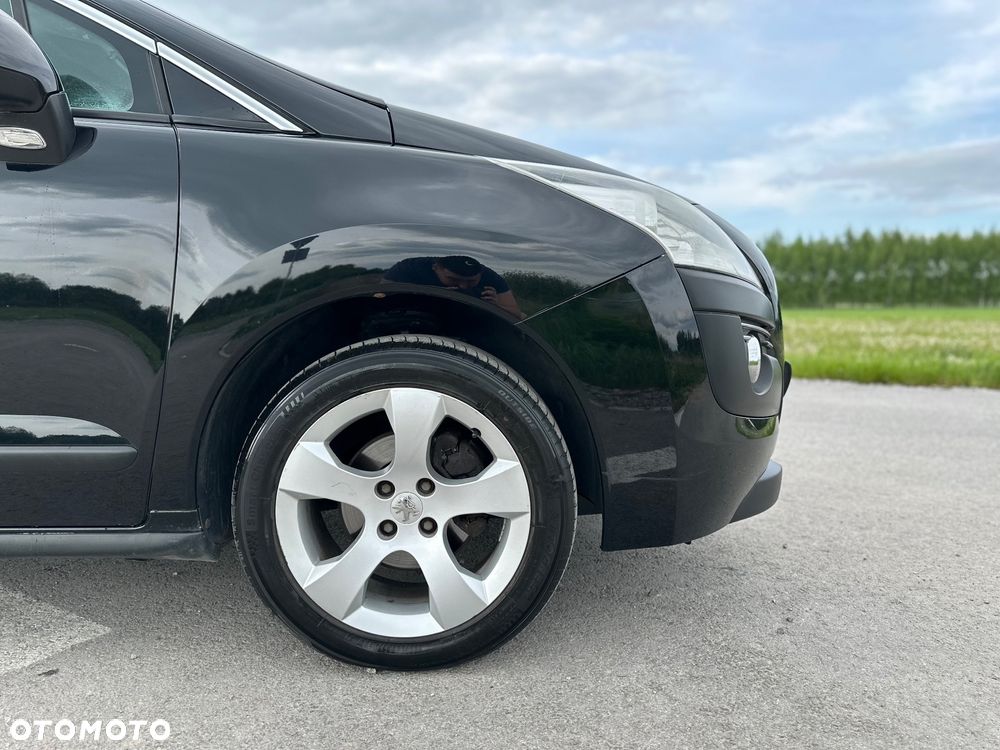 Peugeot 3008 1.6 HDi Premium - 4