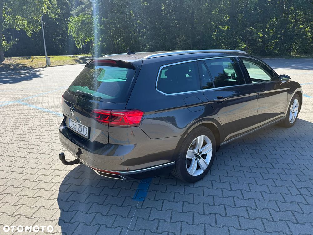 Volkswagen Passat Variant - 4