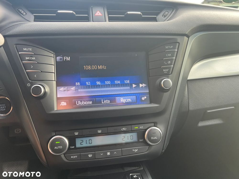 Toyota Avensis 1.8 Prestige MS - 8