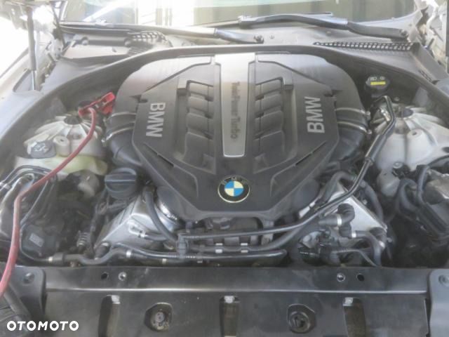 BMW Seria 6 650i xDrive Edycja M Sport - 26