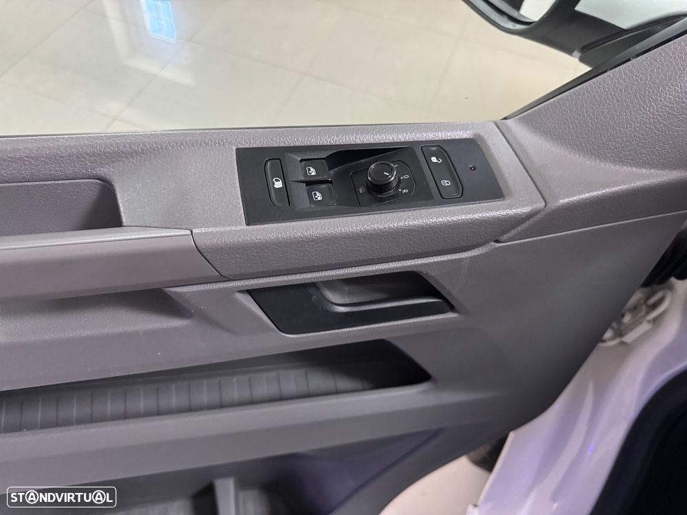VW TRANSPORTER 2.0TDI C/IVA BUSINESS A/C OCASIÃO - 34