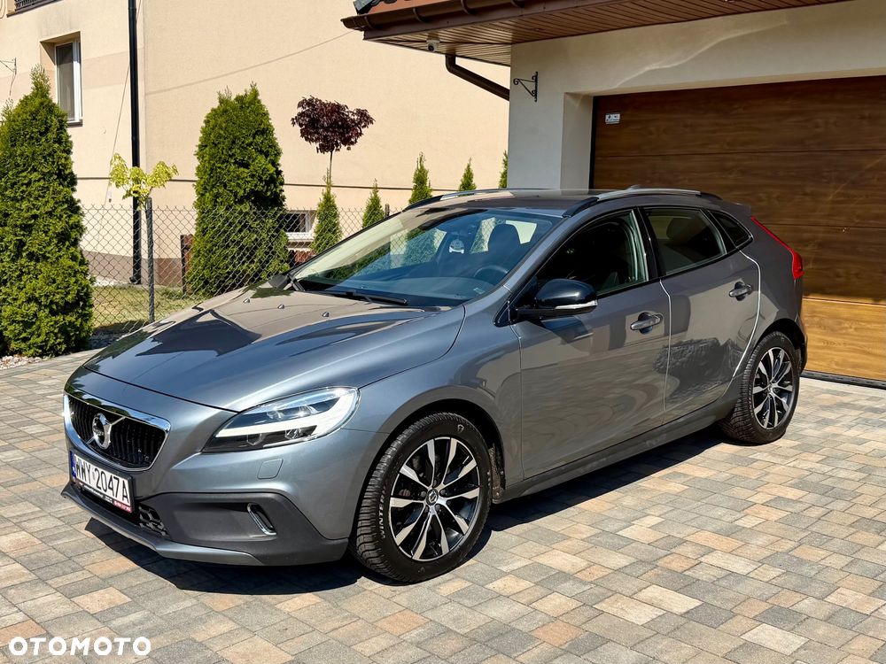 Volvo V40 Cross Country D3 Geartronic Momentum - 2