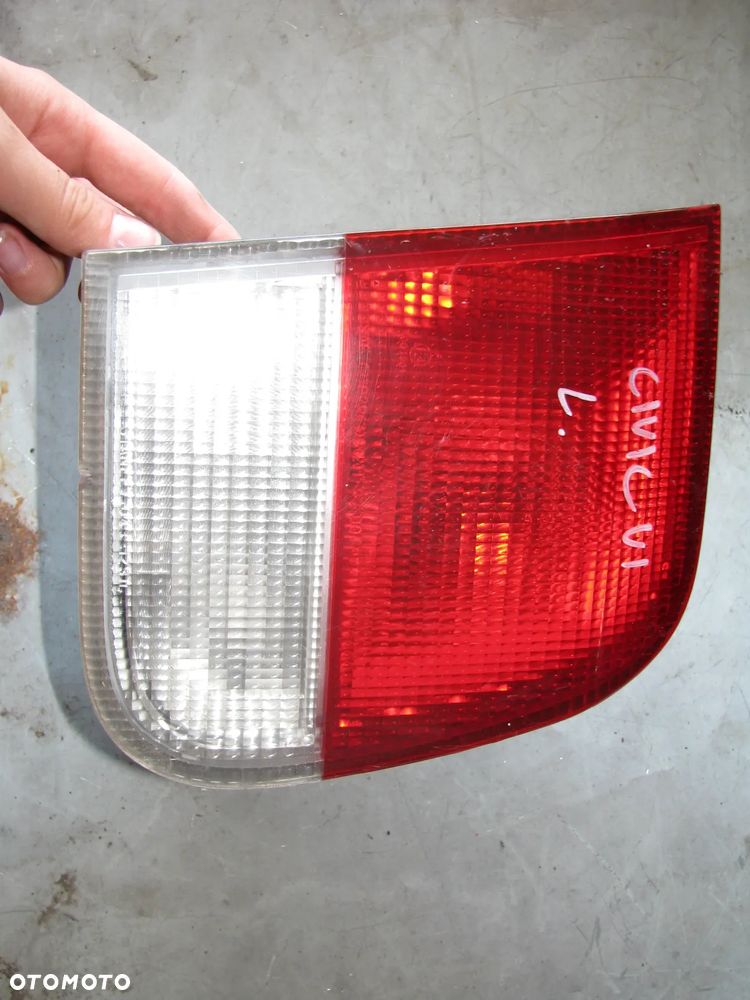 Honda Civic VI Lampa LEWA Tylna LEWY Tył W Klapę