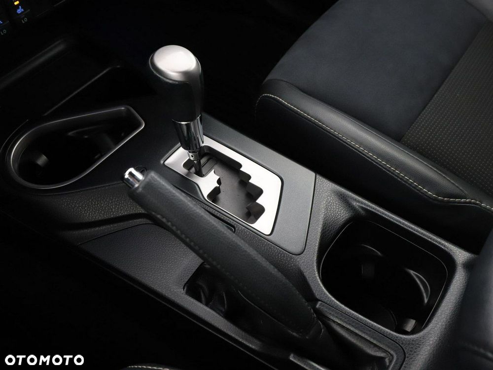 Toyota RAV4 Hybrid Style 4x4 - 27