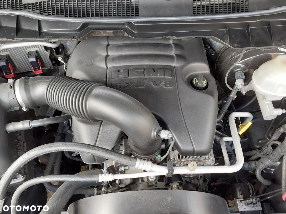 Dodge RAM 1500 5.7 4x4 - 24