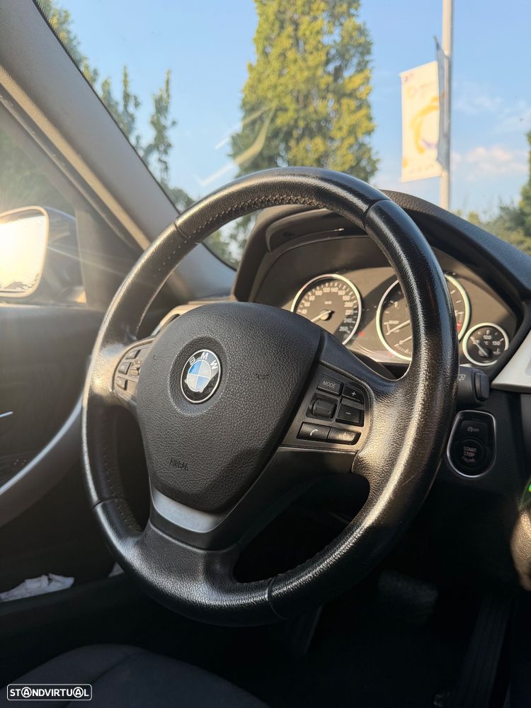 BMW 318 d Auto - 29
