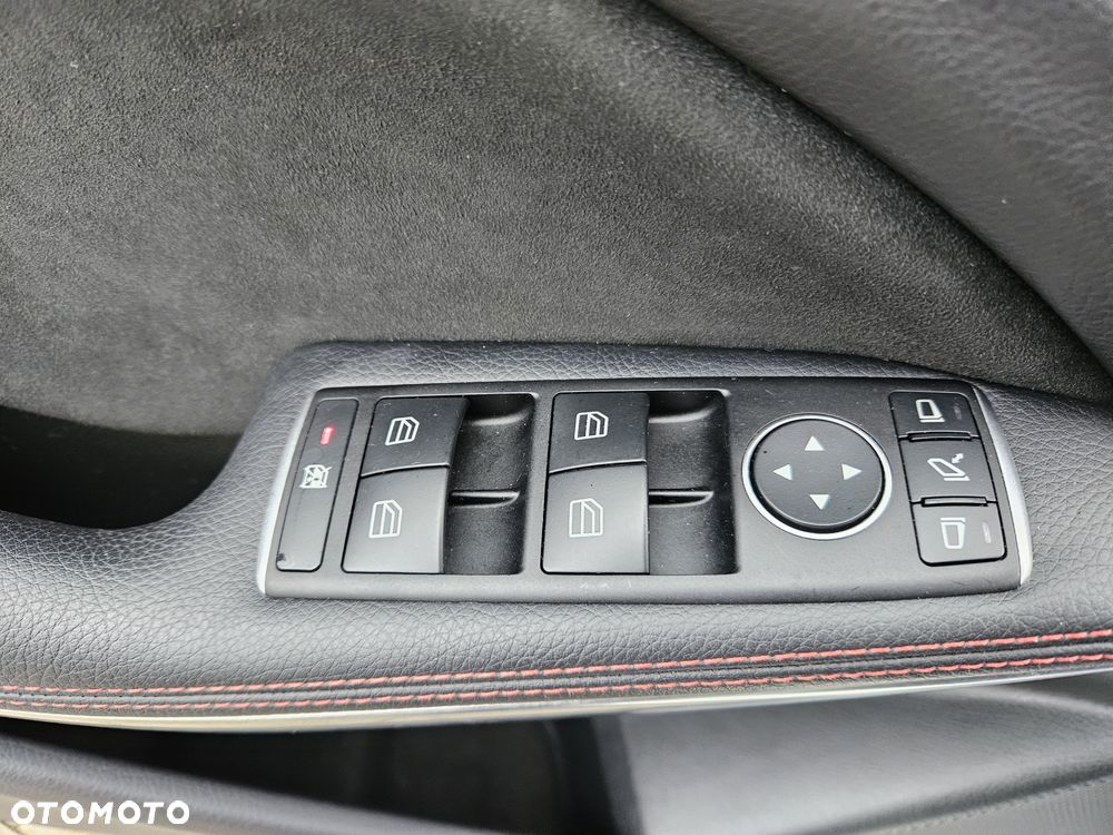 Mercedes-Benz Klasa A 180 (BlueEFFICIENCY) 7G-DCT AMG Sport - 21