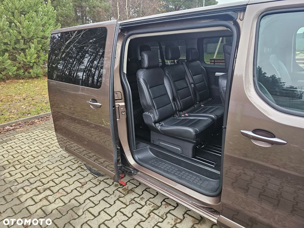 Peugeot Traveller 2.0 BlueHDi Long Business - 11