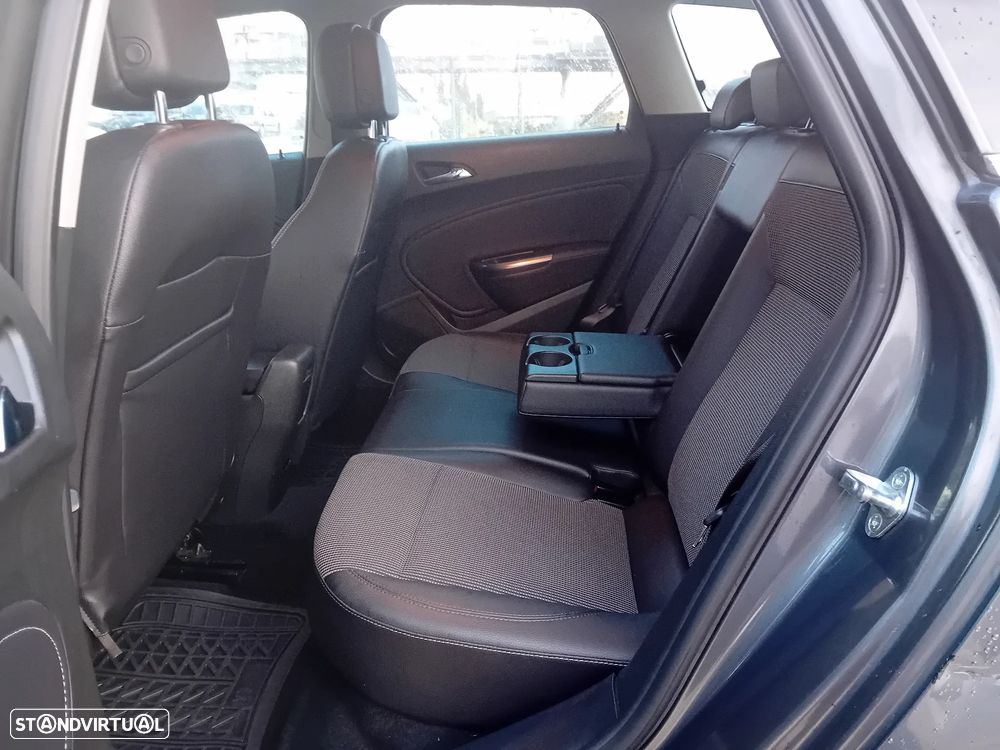 Opel Astra Caravan 1.7 CDTi Cosmo Plus - 34