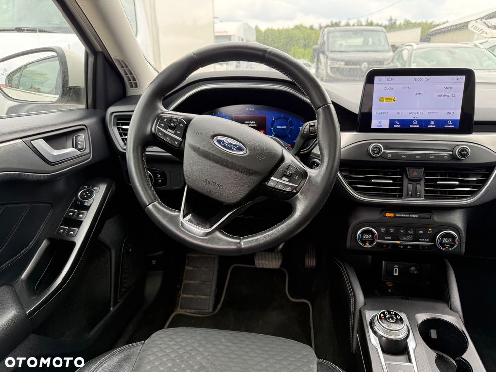 Ford Focus - 10