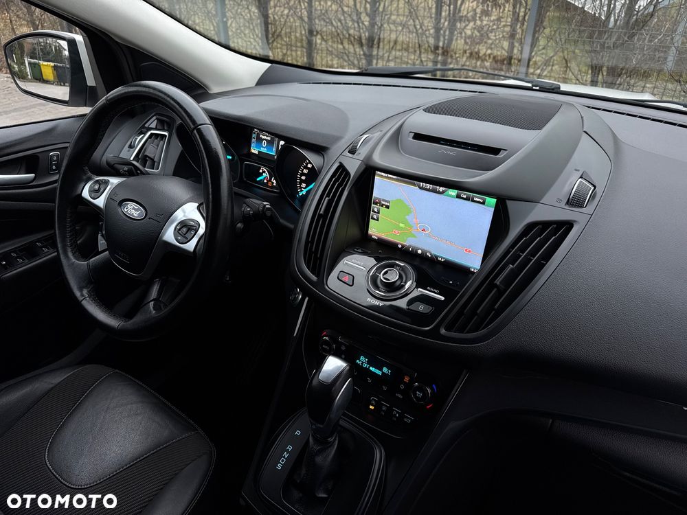 Ford Kuga 2.0 TDCi 4x4 Titanium - 24