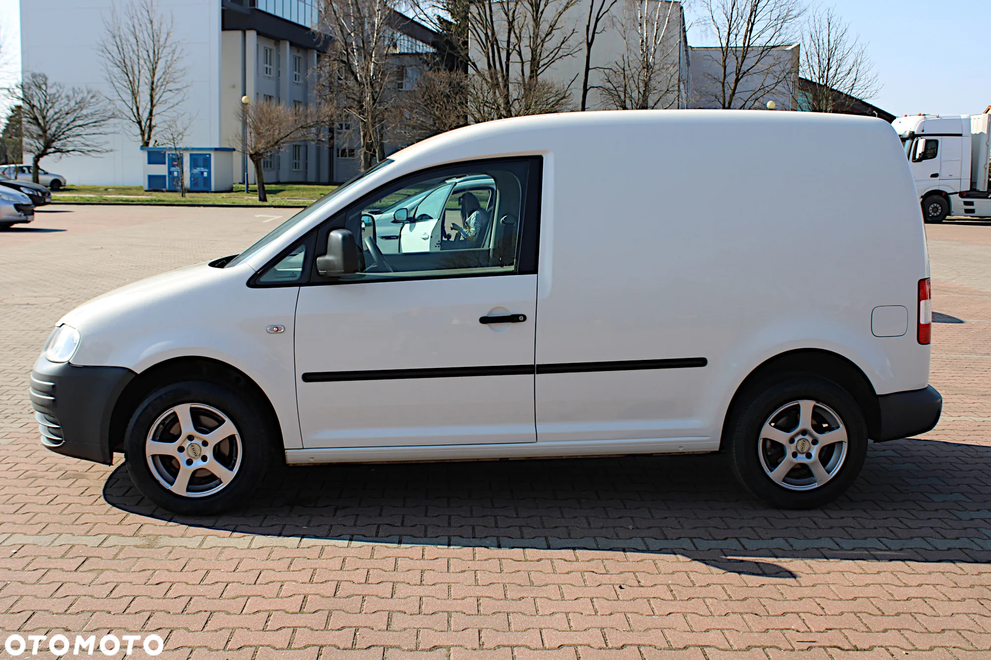 Volkswagen Caddy - 7
