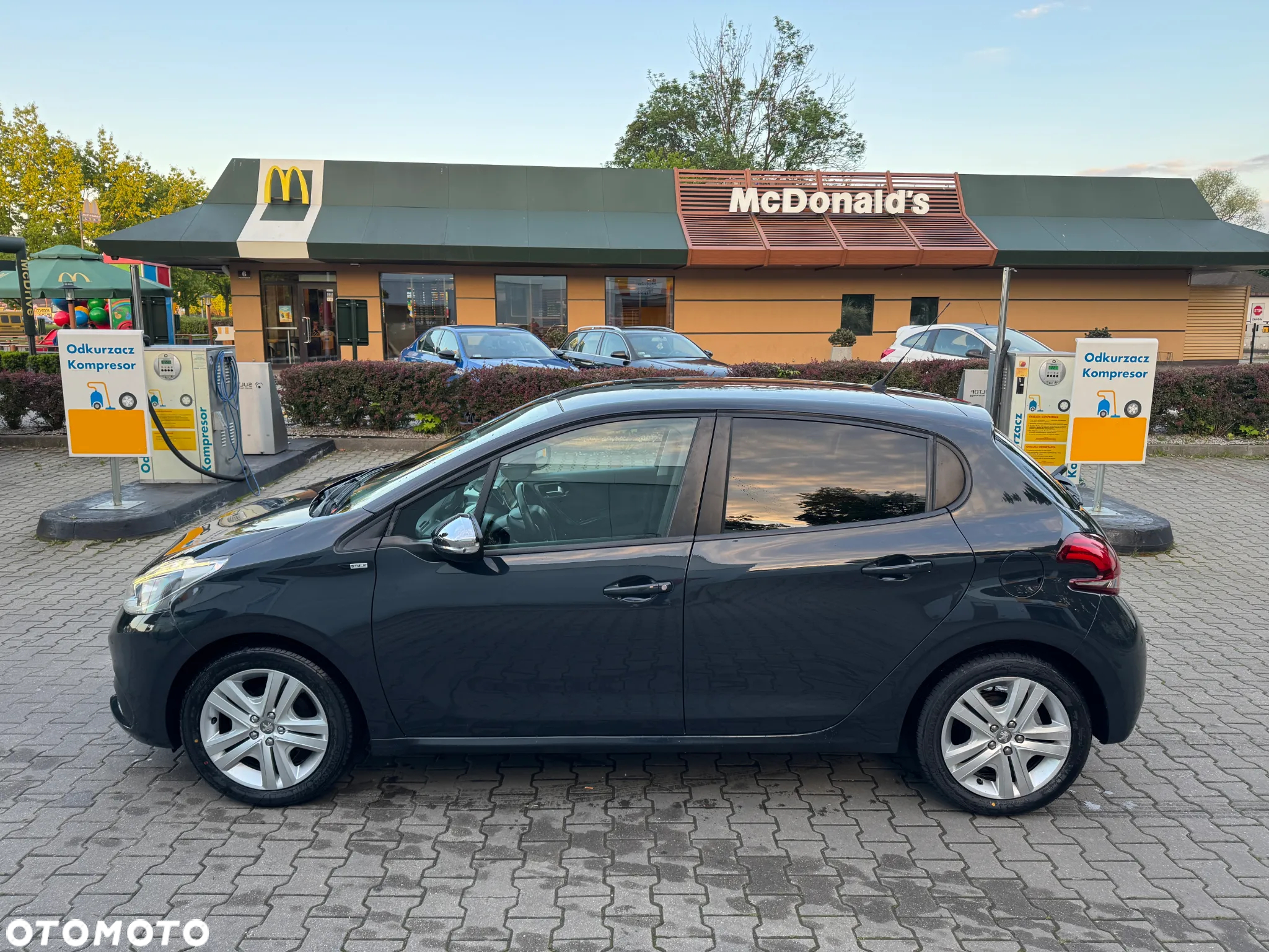 Peugeot 208 1.2 PureTech Style - 2