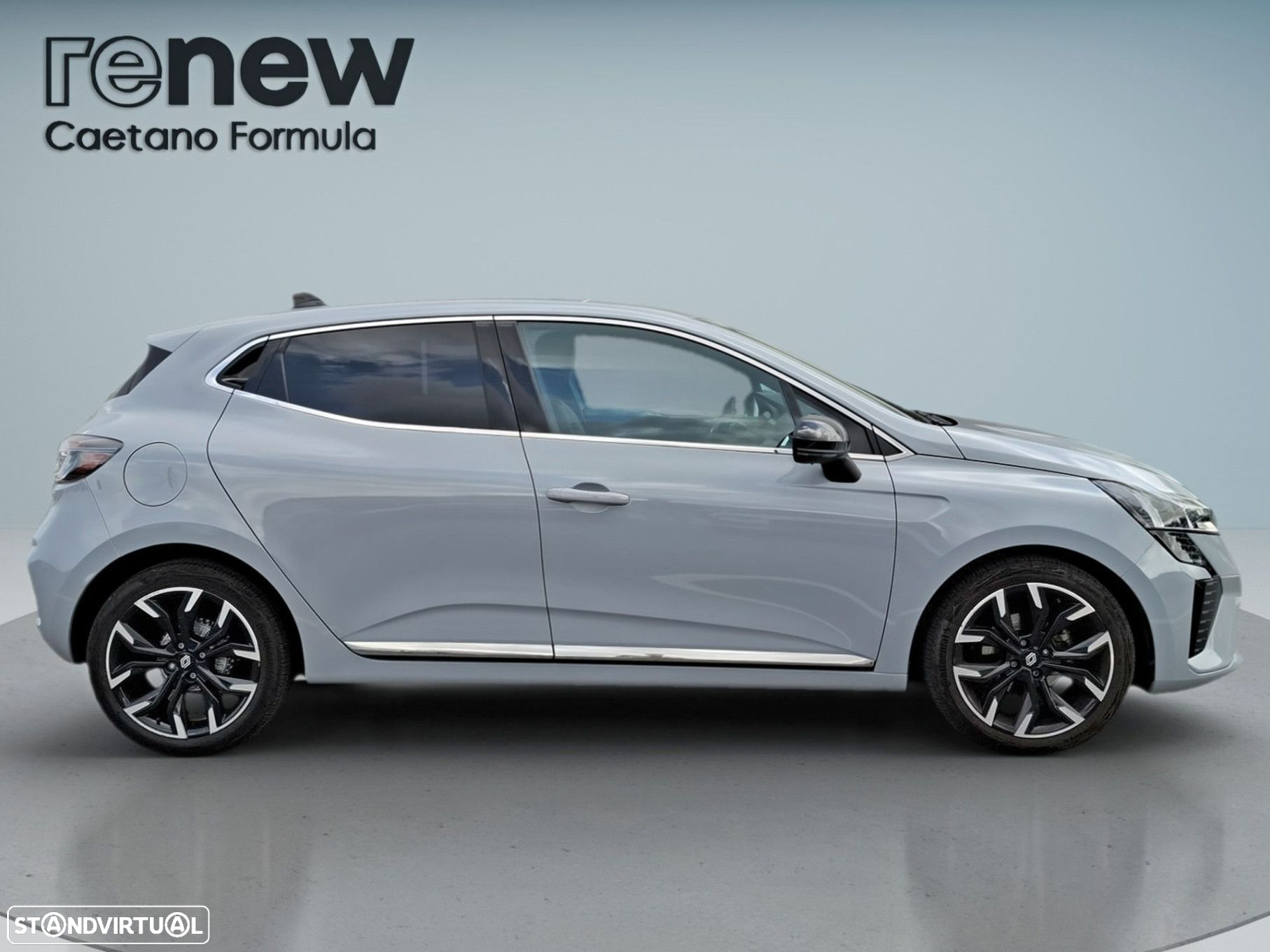 Renault Clio 1.0 TCe Techno Bi-Fuel - 9