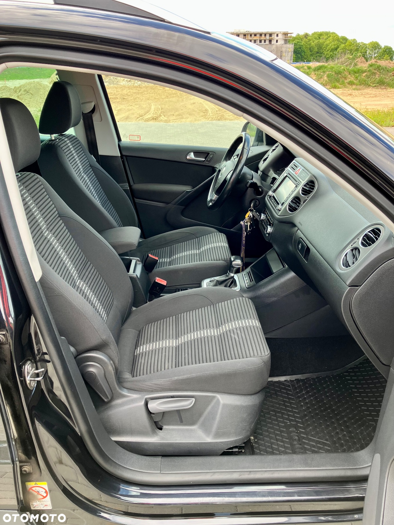 Volkswagen Tiguan - 16