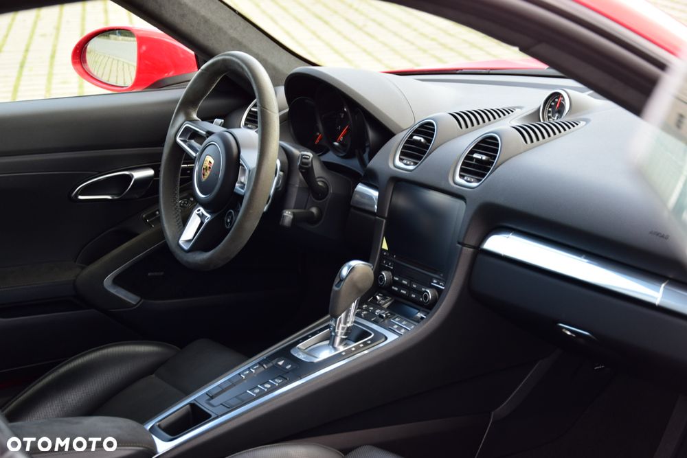 Porsche 718 Cayman GTS 4.0 PDK - 11