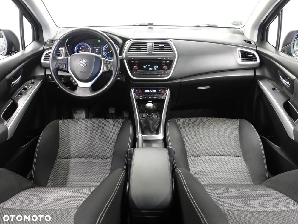 Suzuki SX4 S-Cross 1.6 VVT 4x2 Comfort - 28