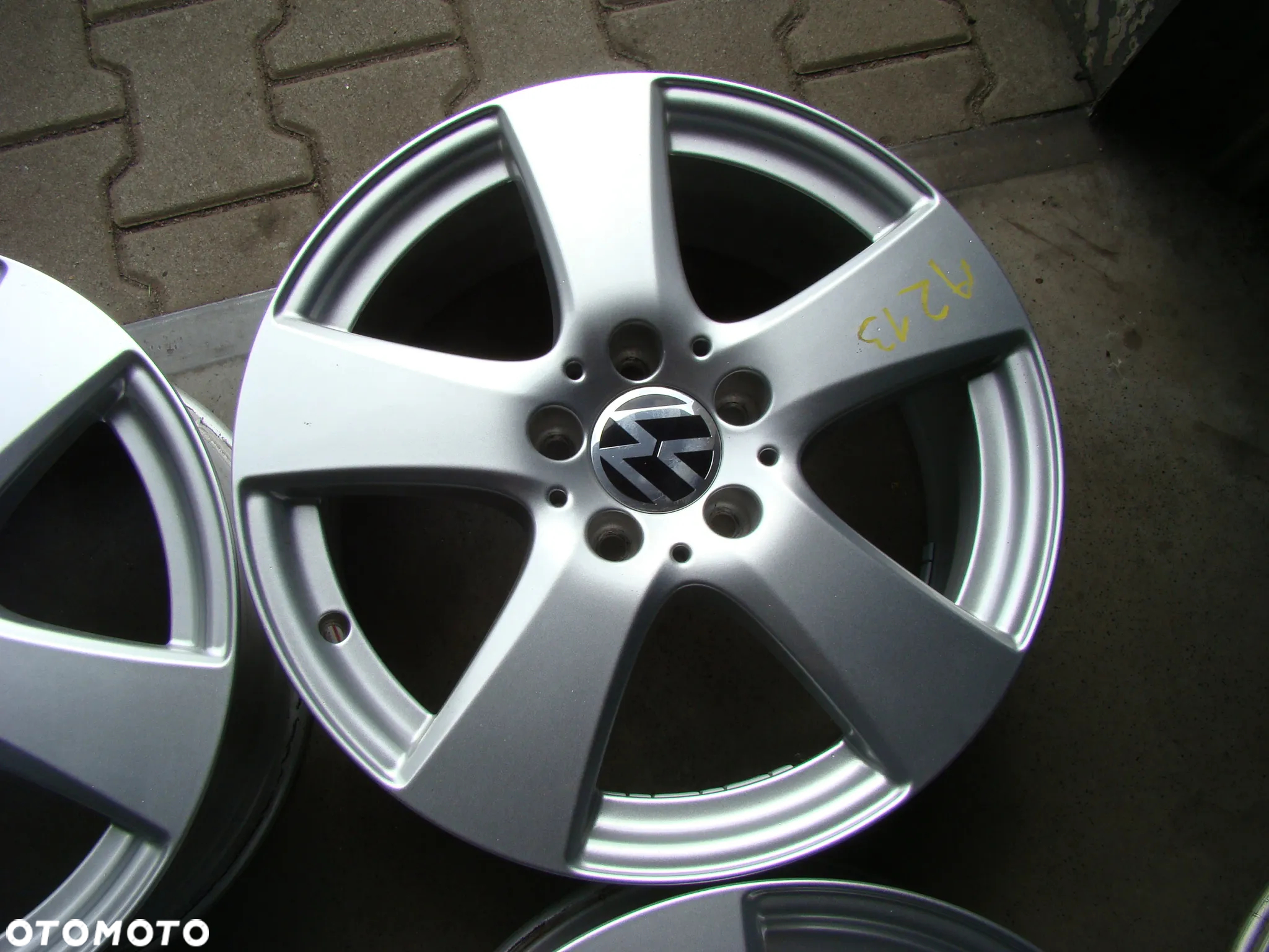 a213 5x112 VW T-Roc Caddy Jetta Touran Golf VI VII VIII Passat B7 B6 Sharan 7jx17 - 3