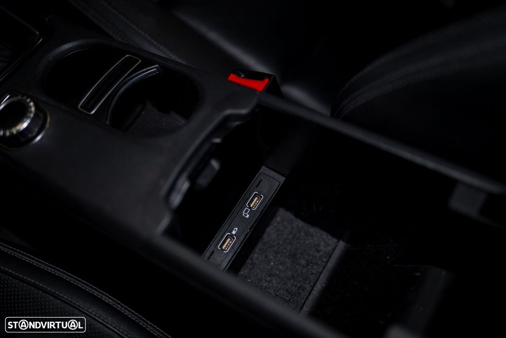 Mercedes-Benz CLA 200 d Shooting Brake Urban - 45