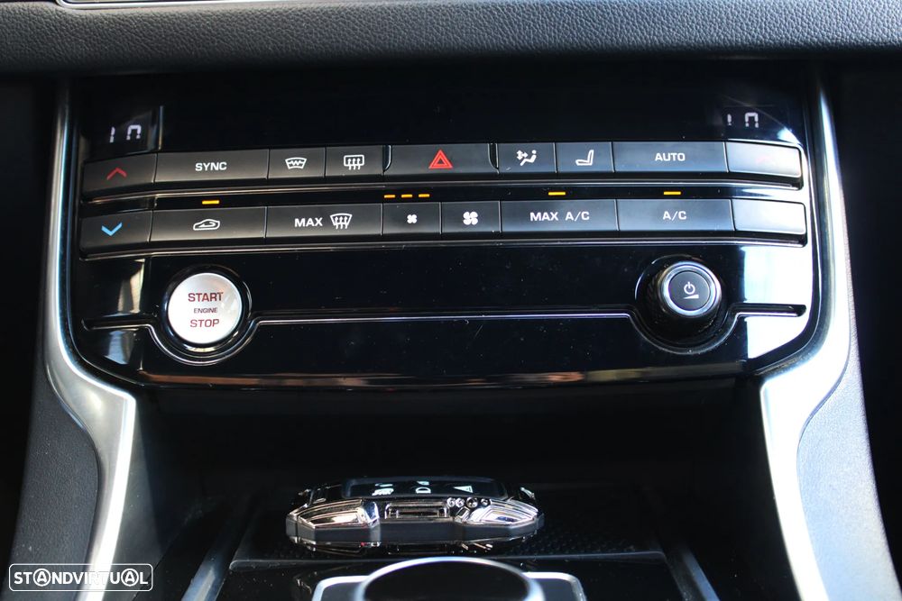 Jaguar XF E-Performance Aut. R-Sport - 42