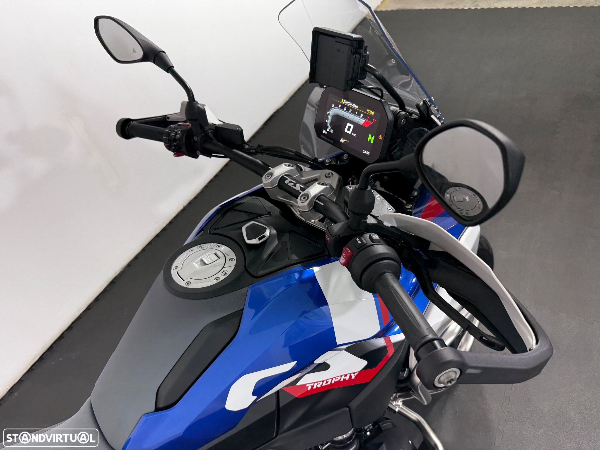 BMW R 1300 GS TROPHY / AKRAPOVIC - 21