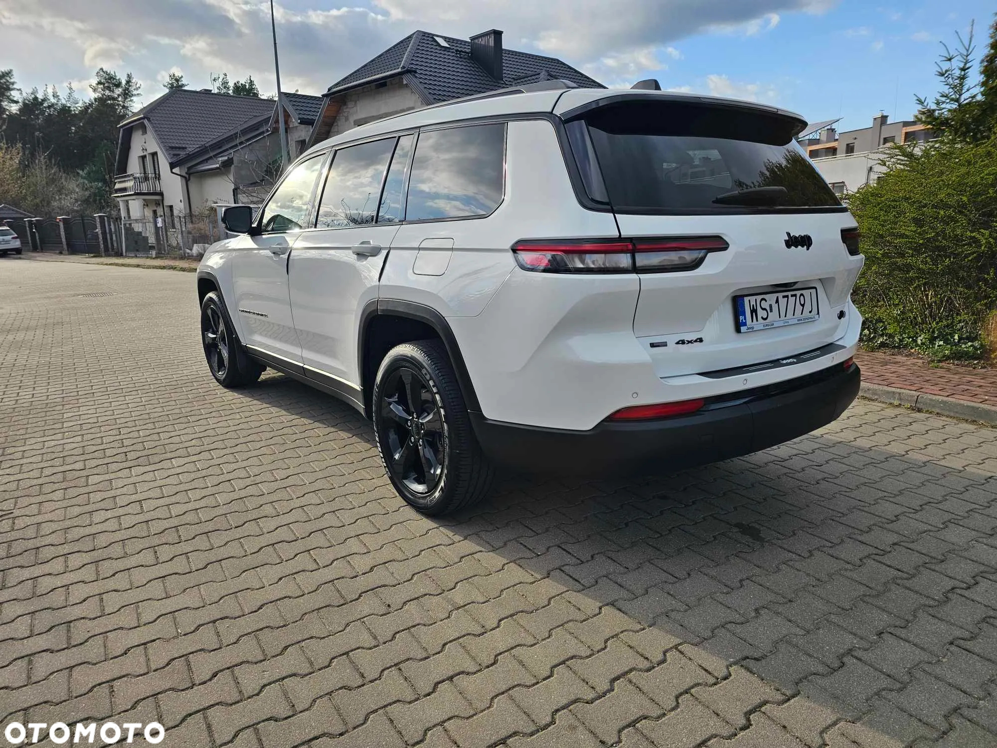 Jeep Grand Cherokee - 4