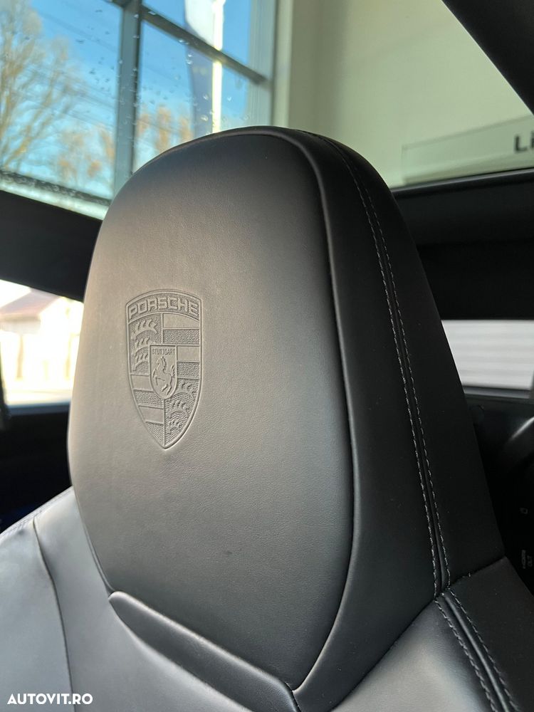 Porsche Cayenne Coupe - 12