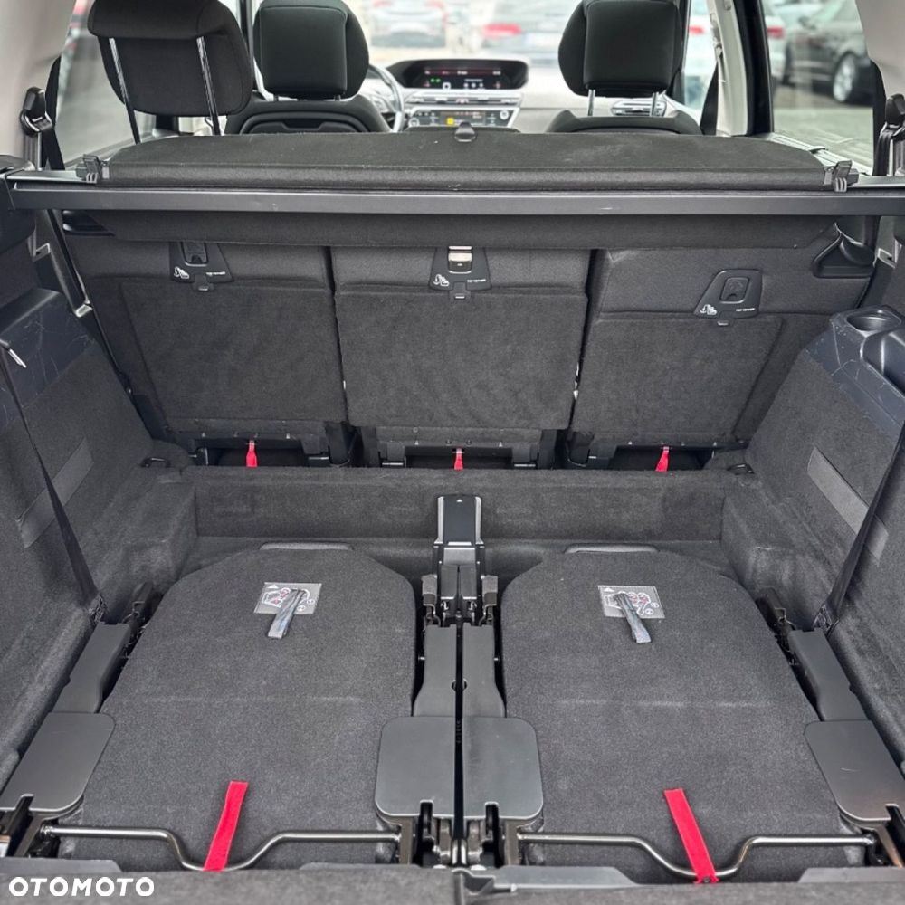 Citroën C4 Picasso - 17