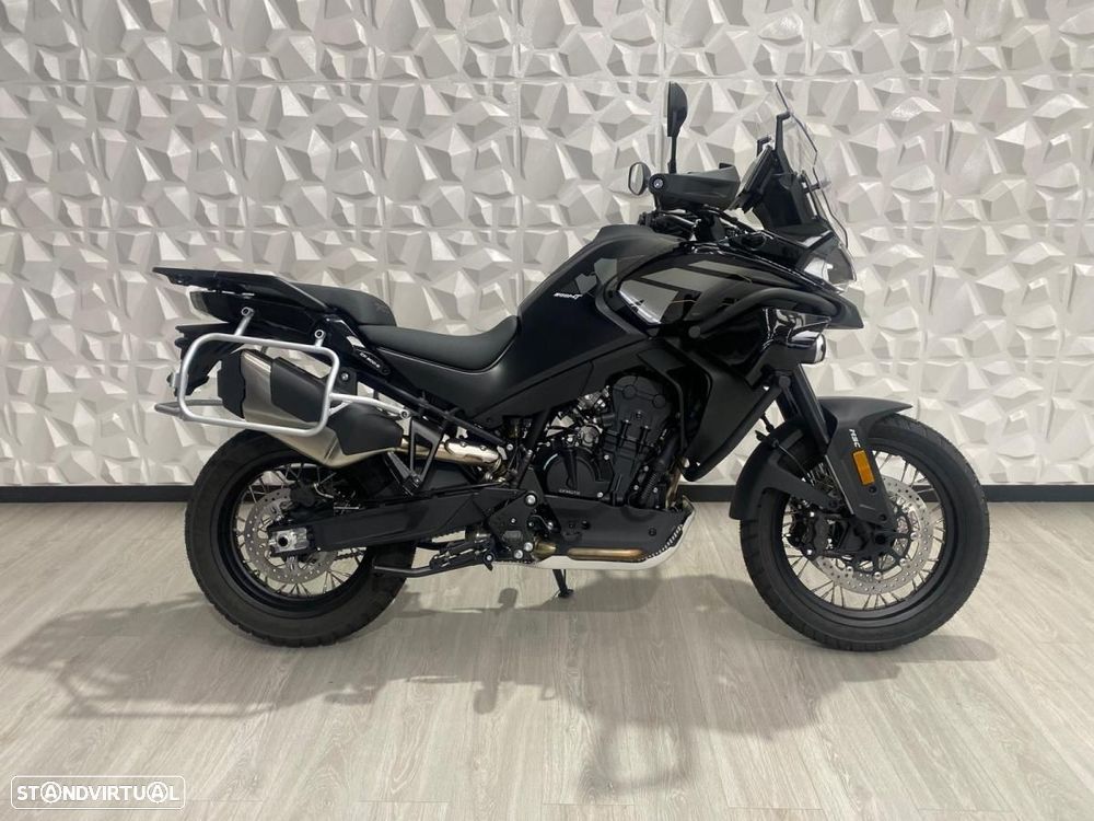 CF Moto 800MT Explore