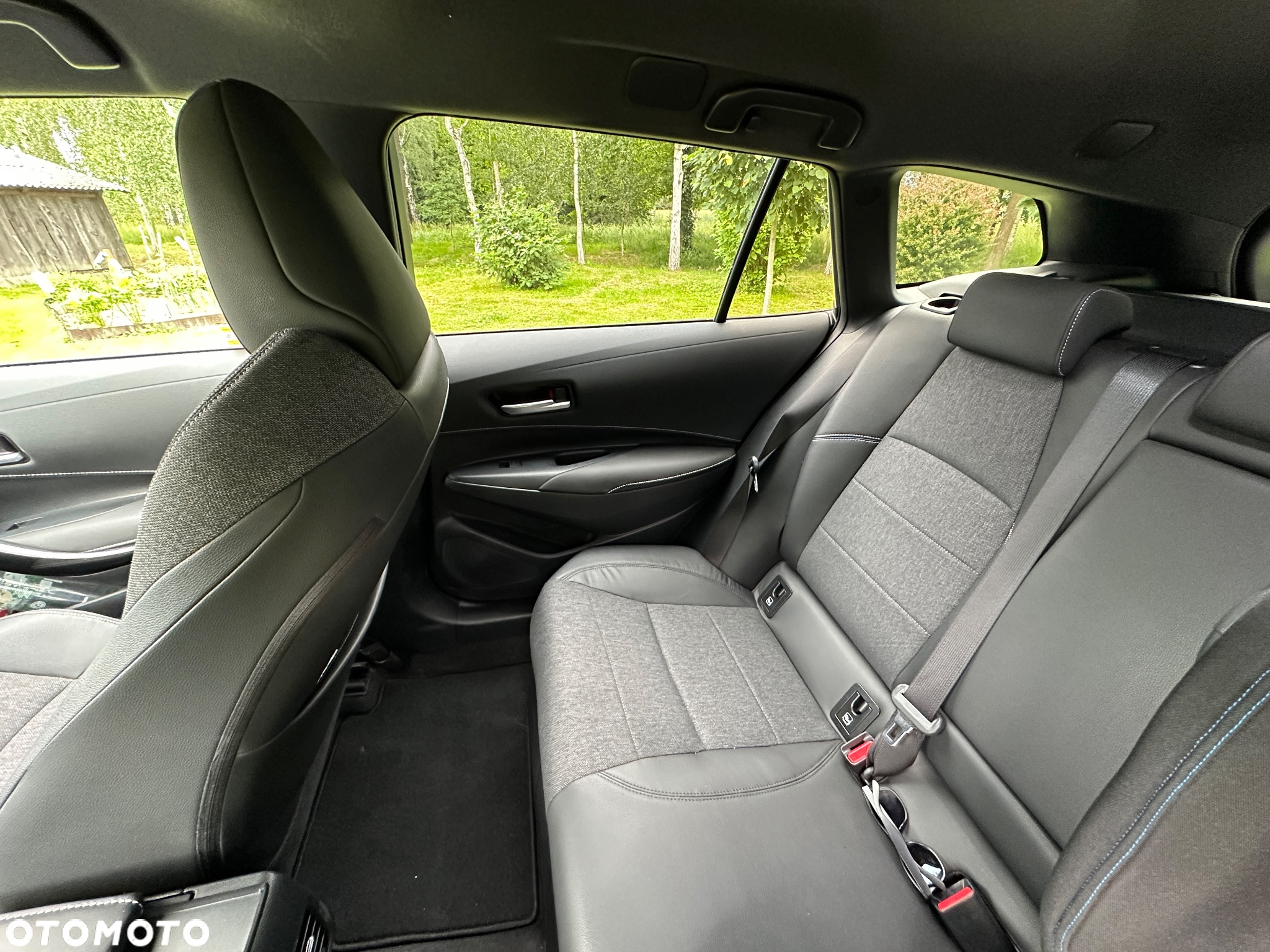 Toyota Corolla - 11
