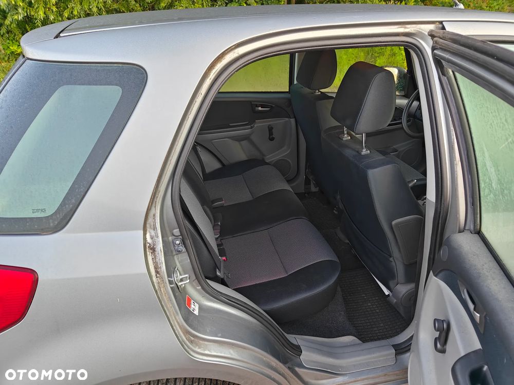 Suzuki SX4 1.6 VVT 4x2 Comfort - 5