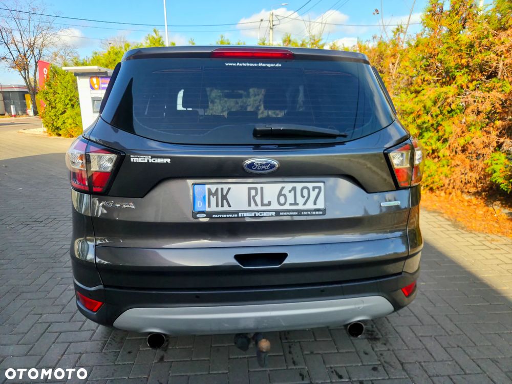 Ford Kuga 1.5 EcoBoost 2x4 Cool & Connect - 10