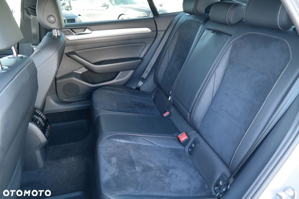 Volkswagen Arteon 2.0 TSI R-Line DSG - 13