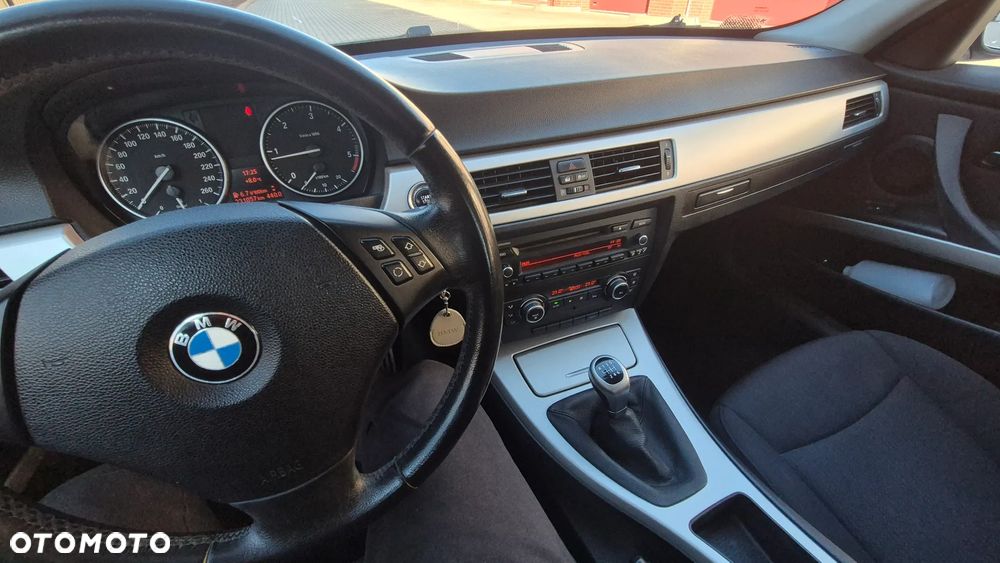BMW Seria 3 316d Advantage - 10