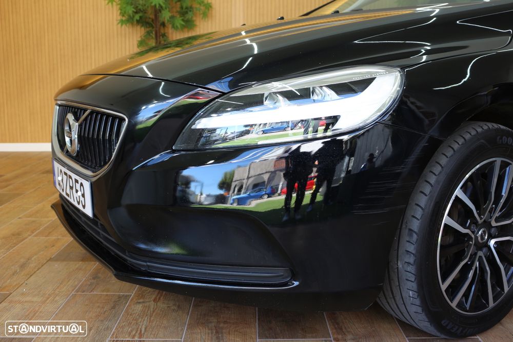 Volvo V40 2.0 D3 Momentum - 8