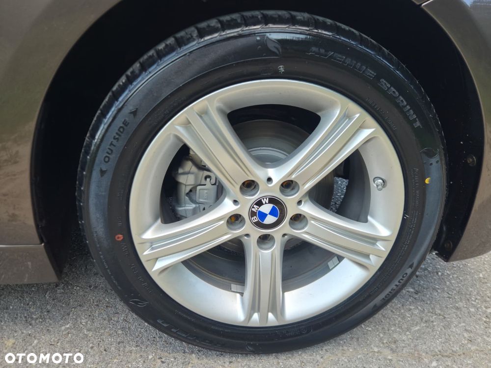 BMW Seria 3 316i Luxury Line - 28