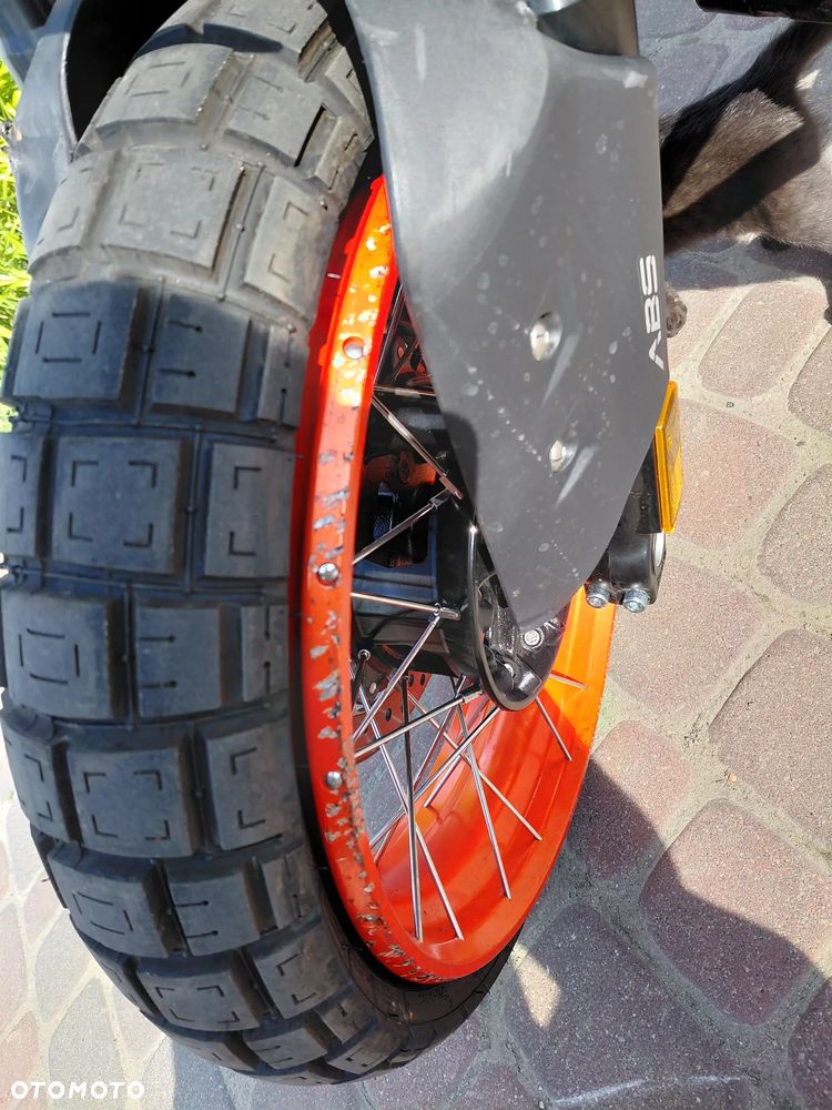Zontes 125 Z2 - 11
