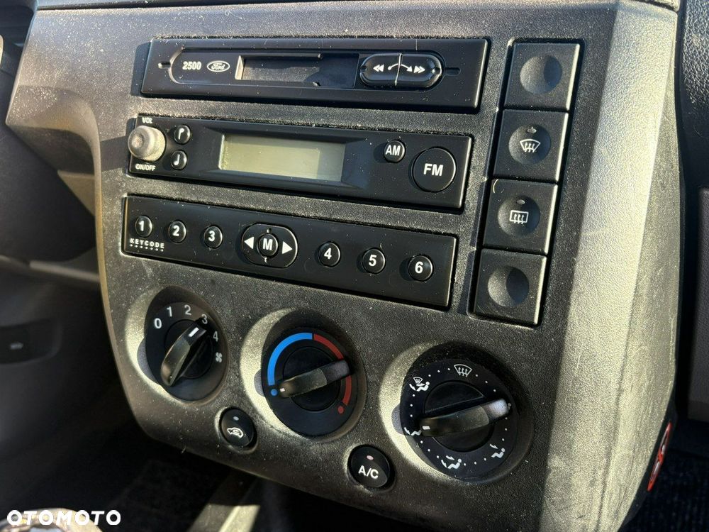 Ford Fiesta 1.4 Silver Magic - 15