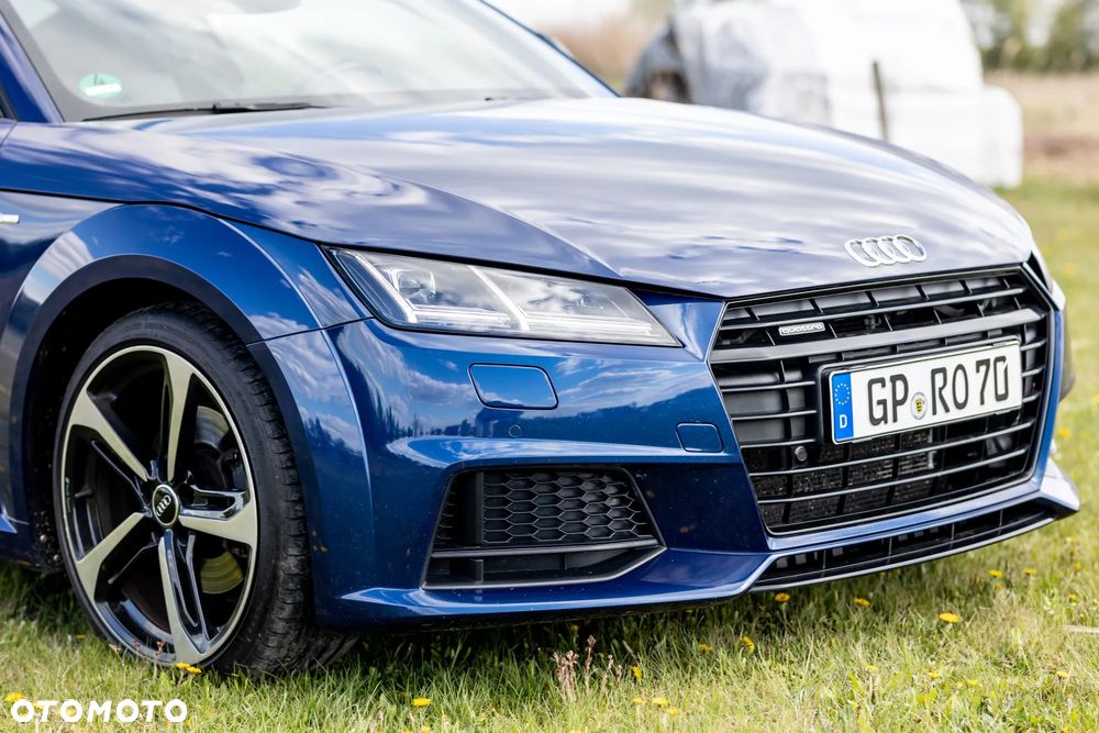 Audi TT Coupé - 16