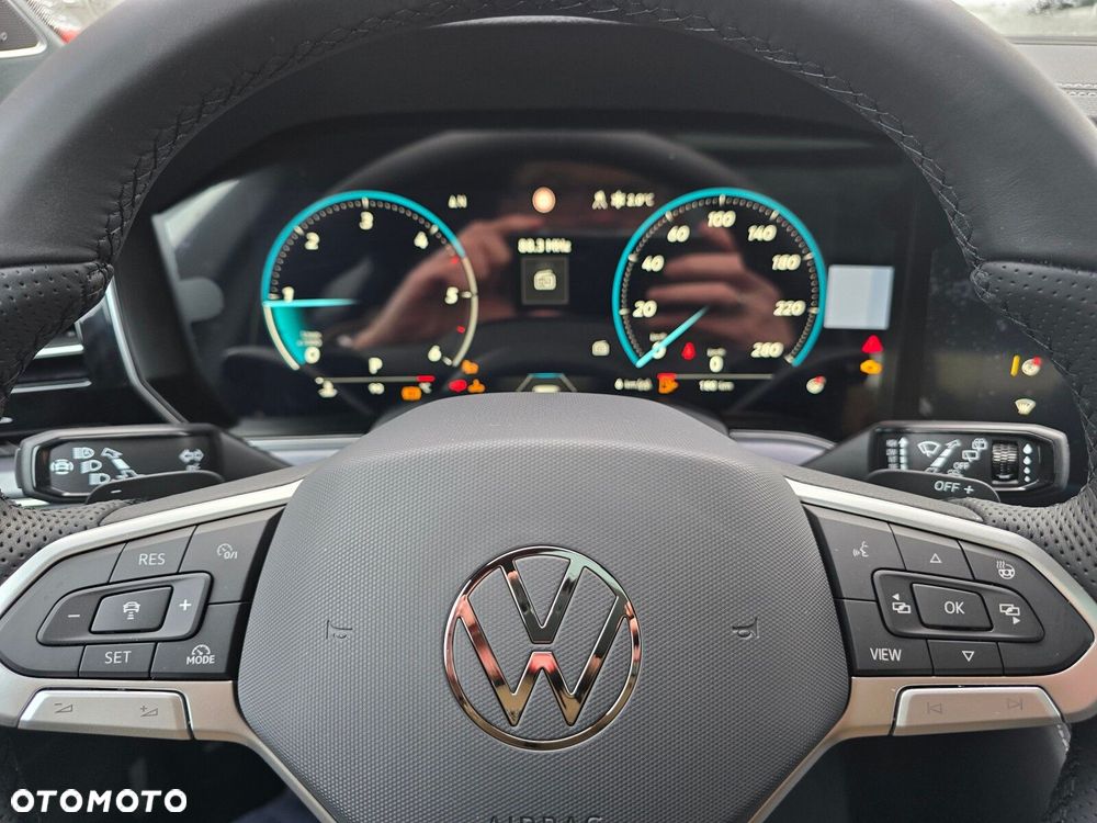 Volkswagen Touareg 3.0 V6 TDI SCR 4Mot R-Line - 19