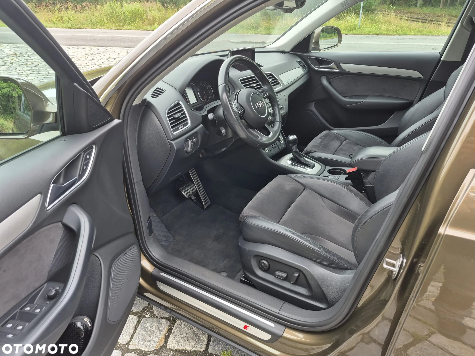 Audi Q3 2.0 TFSI Quattro S tronic - 6