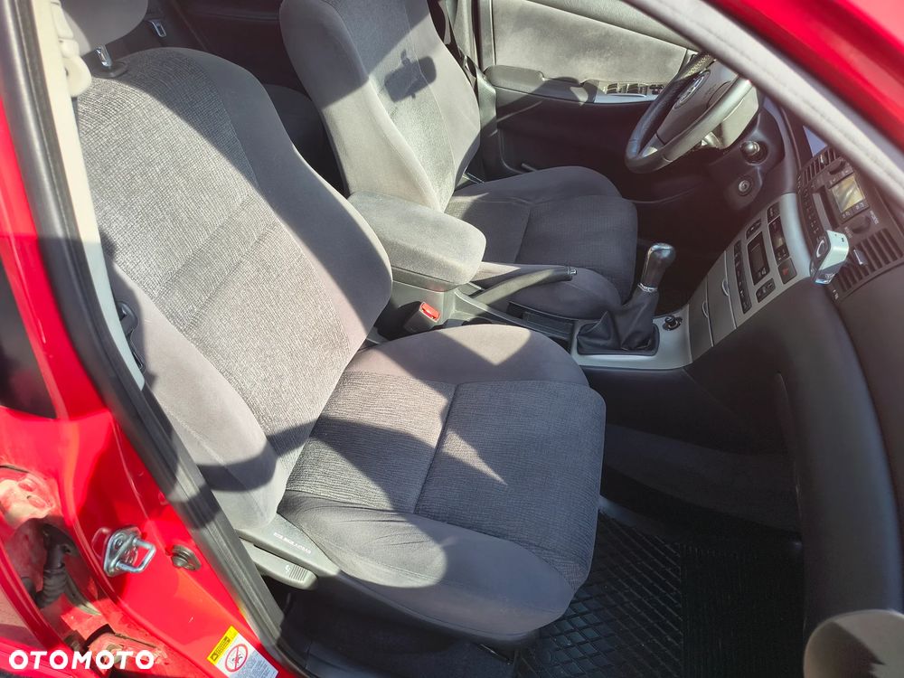 Toyota Corolla 1.4 - 11