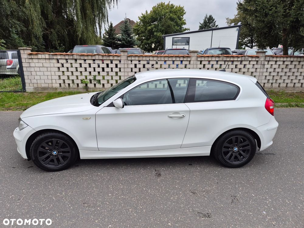 BMW Seria 1 118d Sport Line - 8