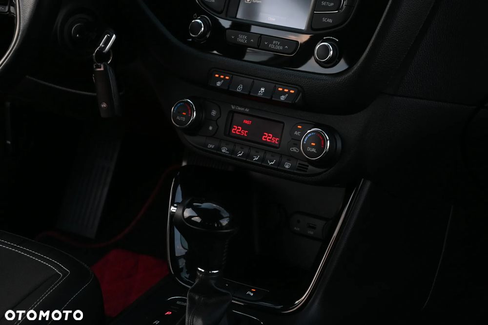 Kia Ceed 1.6 GDI DCT Platinum Edition - 29