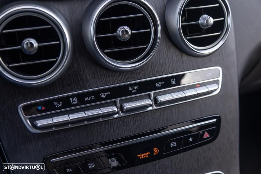 Mercedes-Benz GLC 300 e Coupe 4Matic - 51