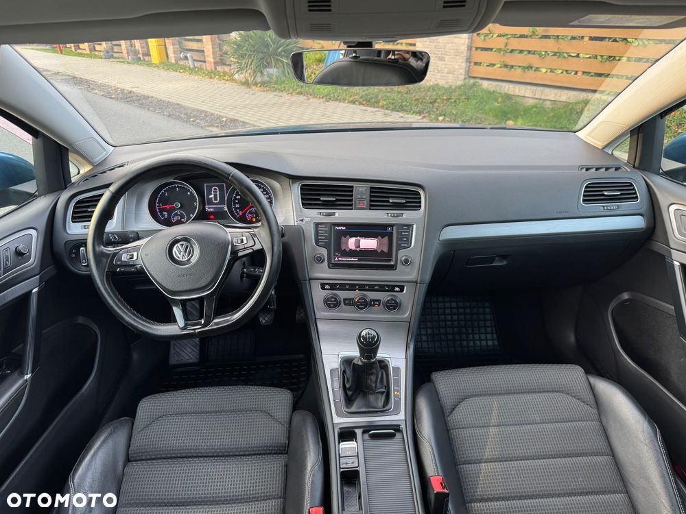 Volkswagen Golf 1.6 TDI BlueMotion Technology Lounge - 18