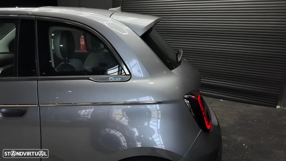 Fiat 500e La Prima - 22