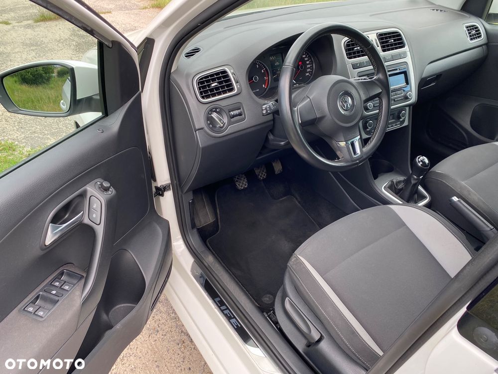 Volkswagen Polo - 15