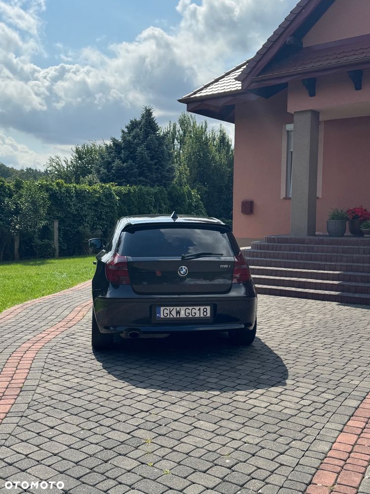 BMW Seria 1 116i - 3