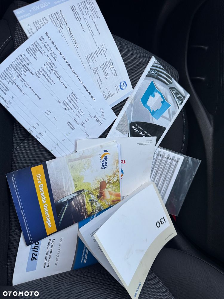 Hyundai i30 1.4 Fifa World Cup Edition - 29